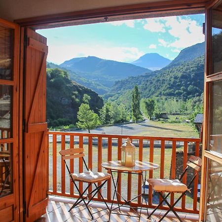 Apartament Montsent Rialp Exterior photo